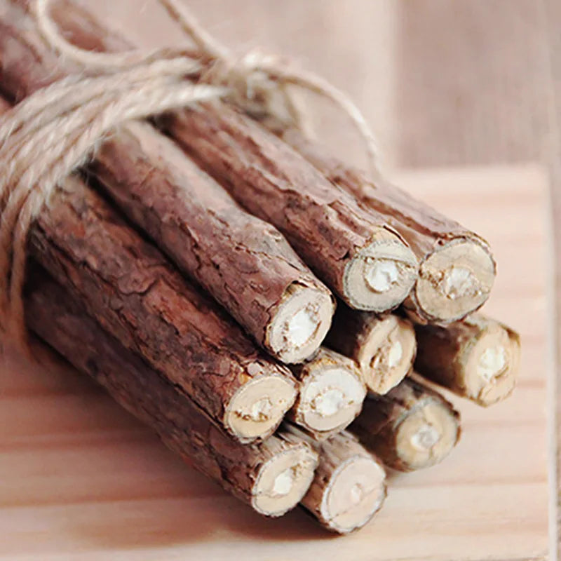 Natural Catnip Stick Cat Cleaning Teeth Molar Toothpaste Stick Silvervine Actinidia Fruit Cat Snacks Sticks Pet Cat Cleaning