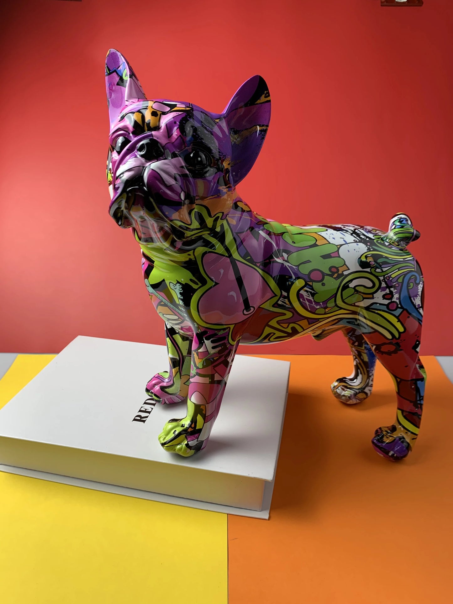 Nordic Art Painting Graffiti L/S French Bulldog Creative Resin Crafts Home Decoration Wine Cabinet Office Decor Resin Crafts