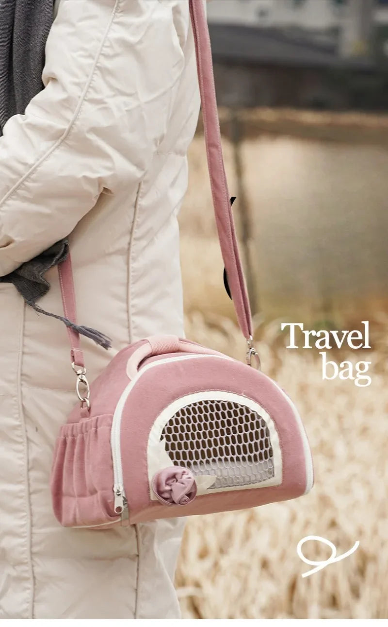 Pet Travel Pet Backpack with Warm and Breathable Anti Loss Backpack Parrot Guinea Pig Nest Pet Supplies Guinea Pig  Bunny Cage