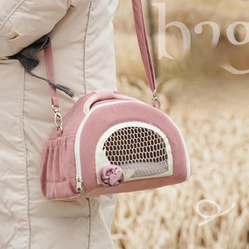 Pet Travel Pet Backpack with Warm and Breathable Anti Loss Backpack Parrot Guinea Pig Nest Pet Supplies Guinea Pig  Bunny Cage